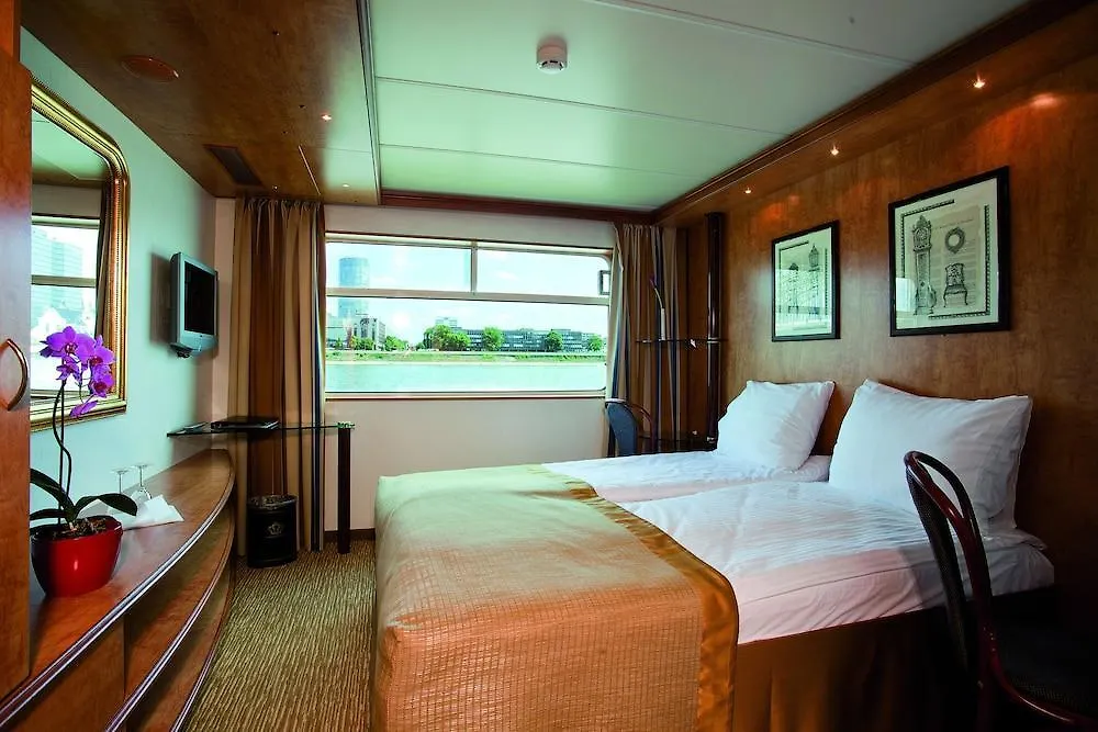 Crossgates Hotelship 3 Star - Osthafen - Frankfurt Frankfurt am Main 3*,  Germany