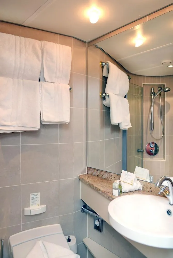 Crossgates Hotelship 3 Star - Osthafen - Frankfurt Frankfurt am Main Germany